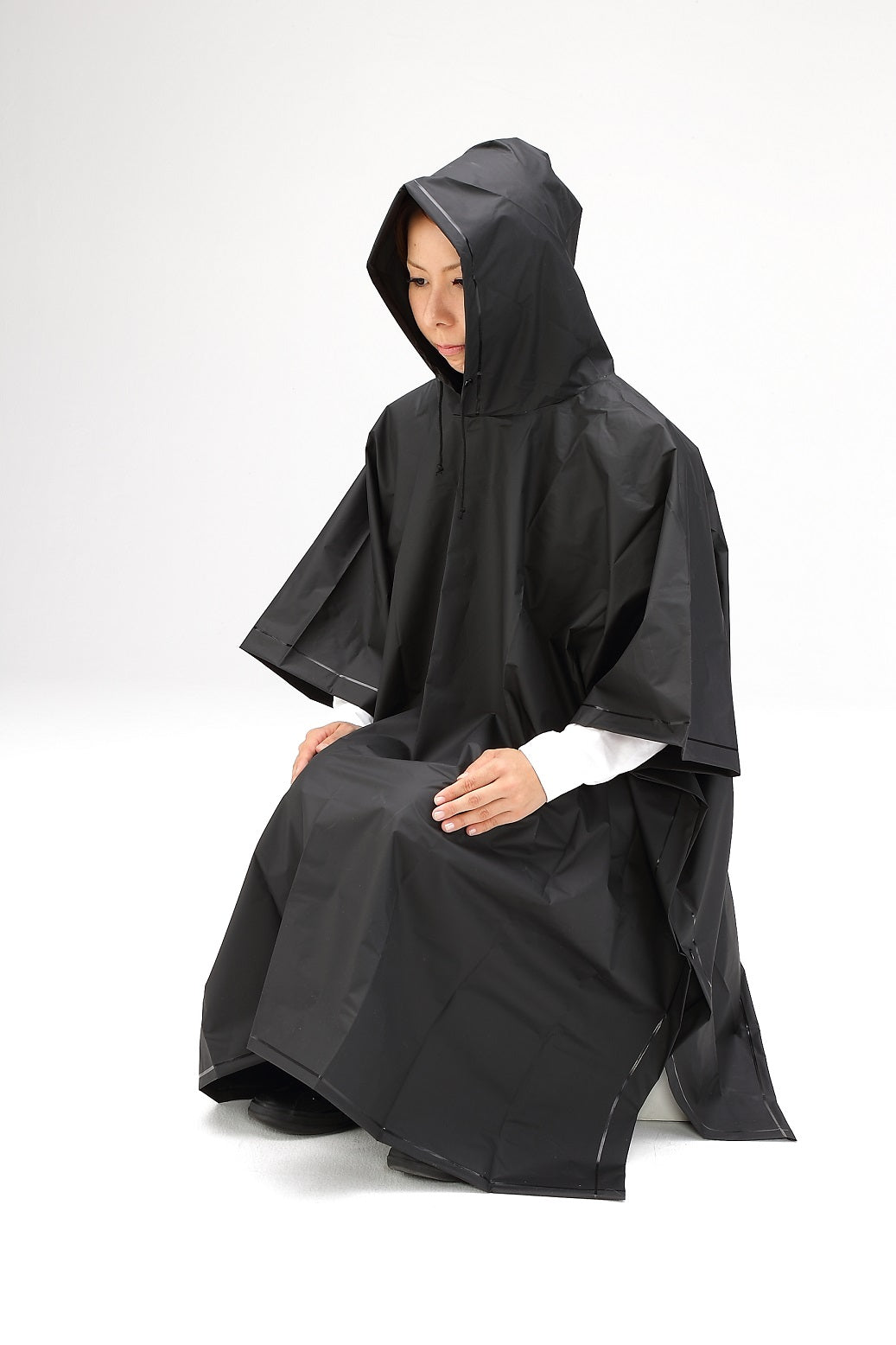 あんしんトイレポンチョ(ポーチ付)(カートン入数 60)